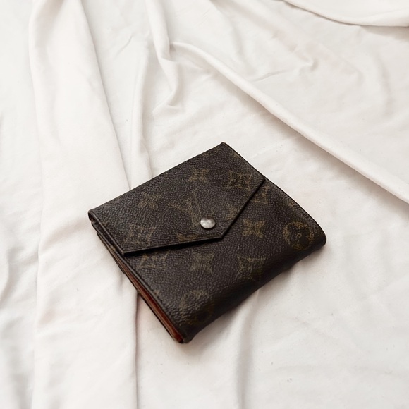 luxury wallet - Picture 1 of 5